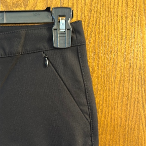 White House Black Market The Skinny Ankle Black Trousers size 4. - Picture 2 of 16